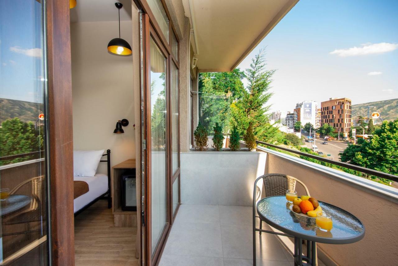 Tonusi Luxe Hotel In The Historic City Center Tbilisi Exterior foto